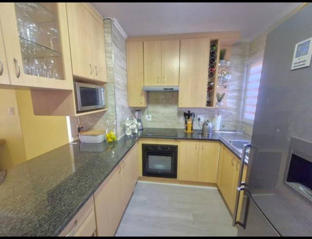 2 BEDROOM APARTMENT FOR SALE IN ANNLIN-WES